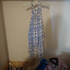 Short blue and white dress